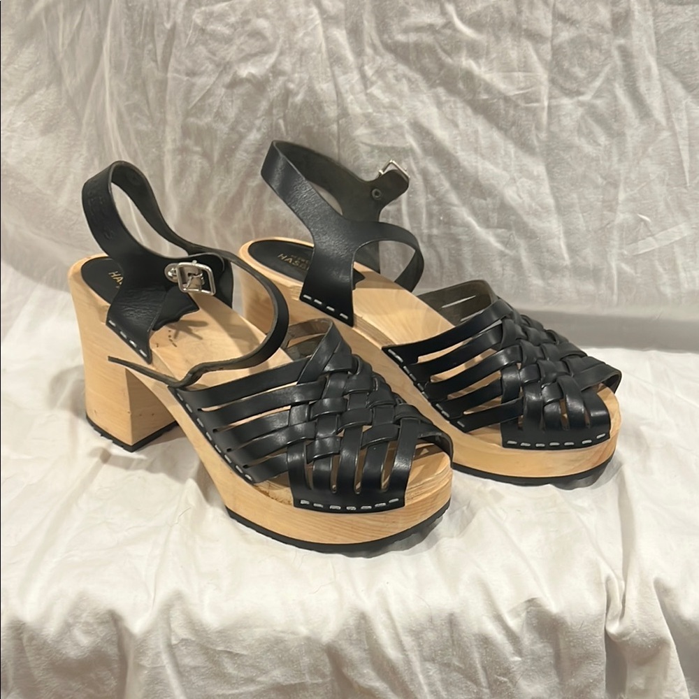 Swedish Hasbeens Black and Tan Leather Clogs with Wooden Heel
